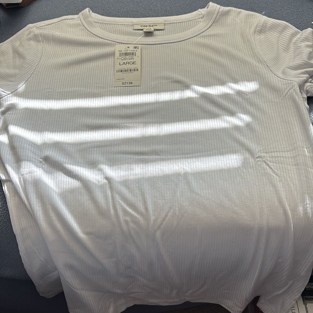 Men's White Ribbed Tee - Picture 2 of 4